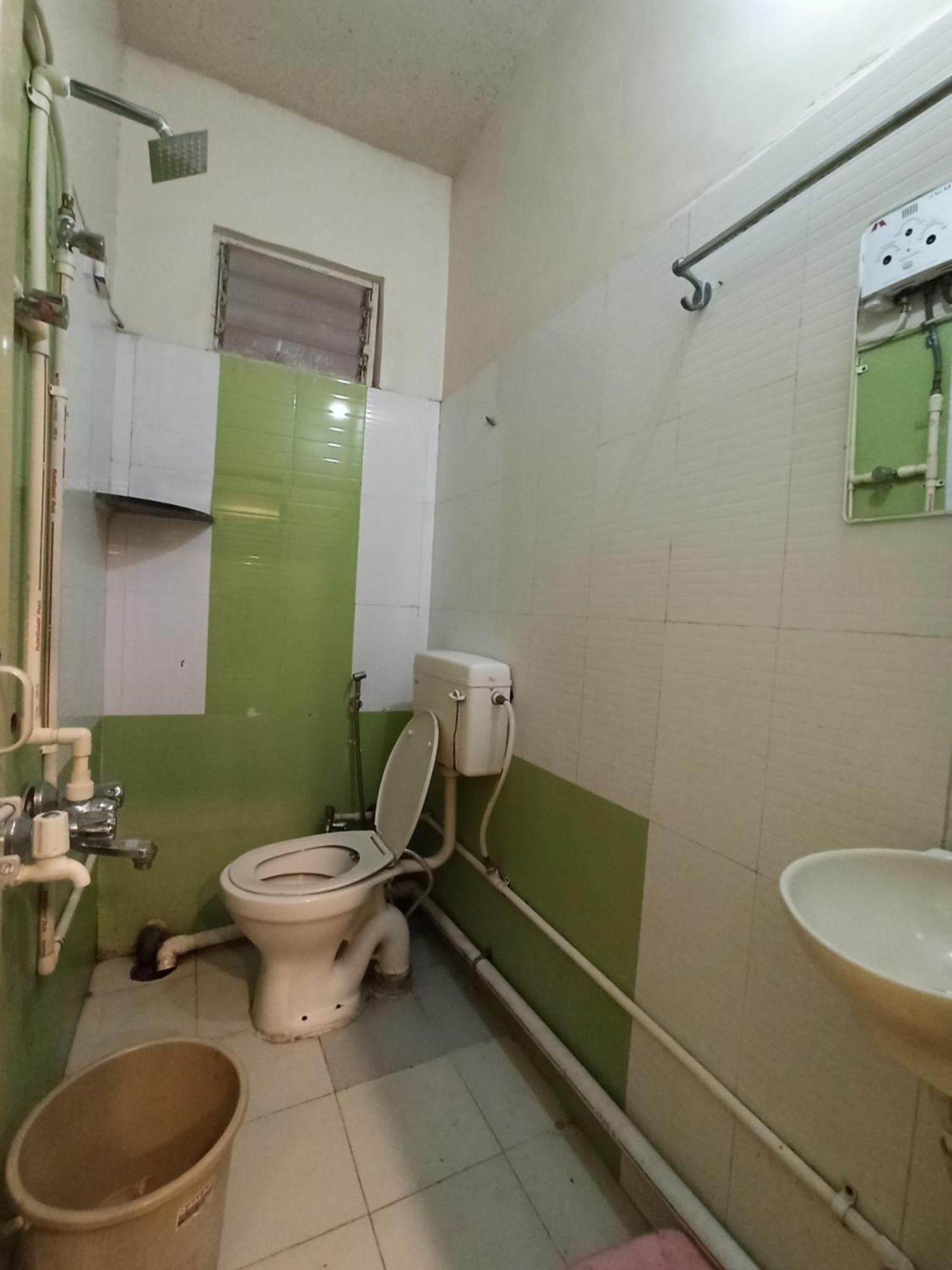 Malwade Motel Pune Ngoại thất bức ảnh