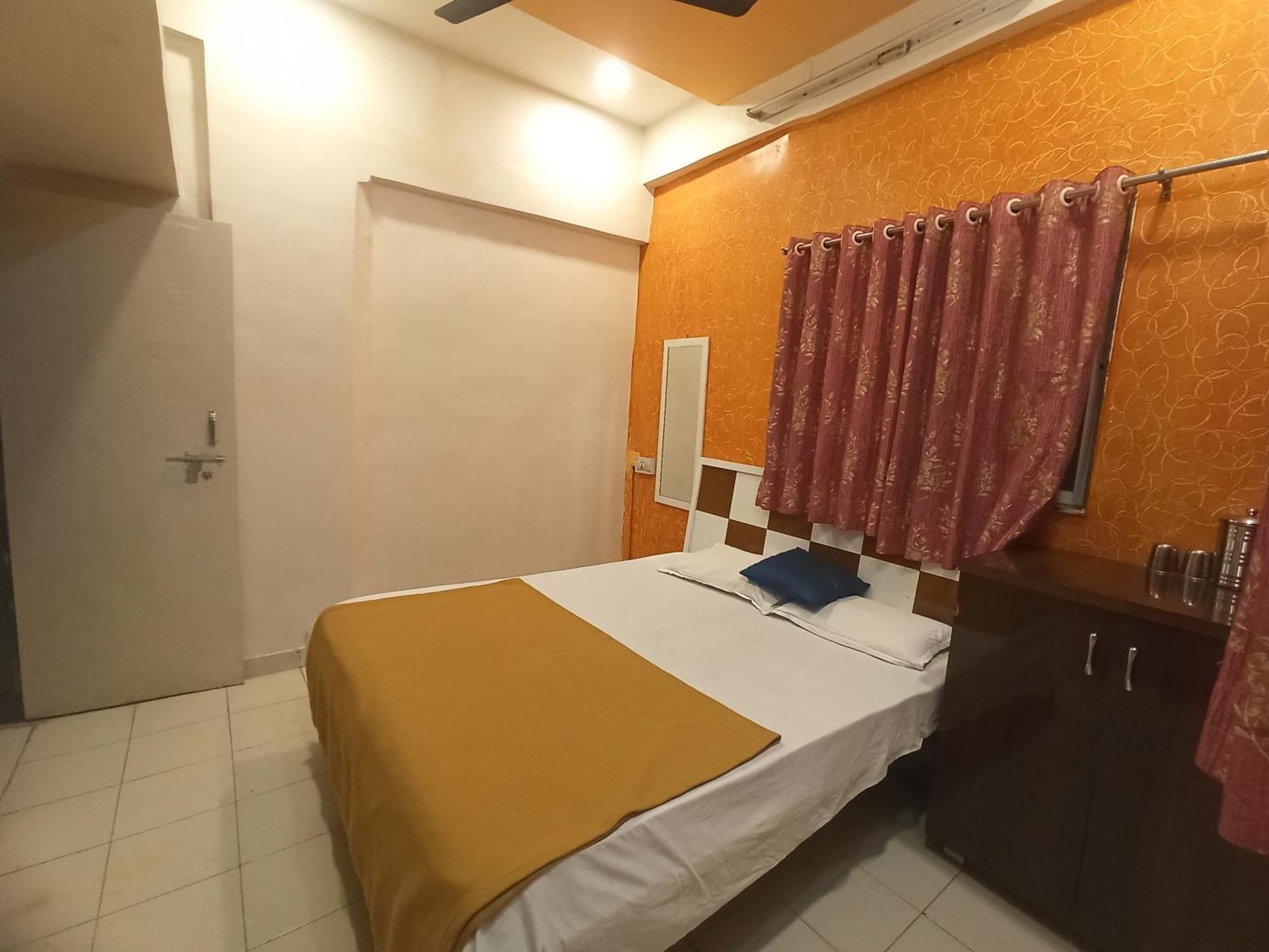Malwade Motel Pune Ngoại thất bức ảnh